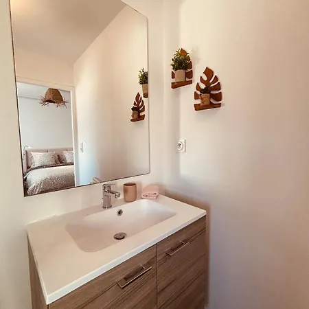 Bel Neuf Pres Du Golf Apartmán *